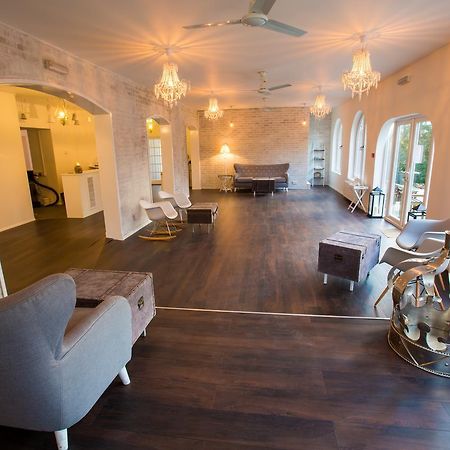 Gray Manor Hotel Cholderton Ngoại thất bức ảnh