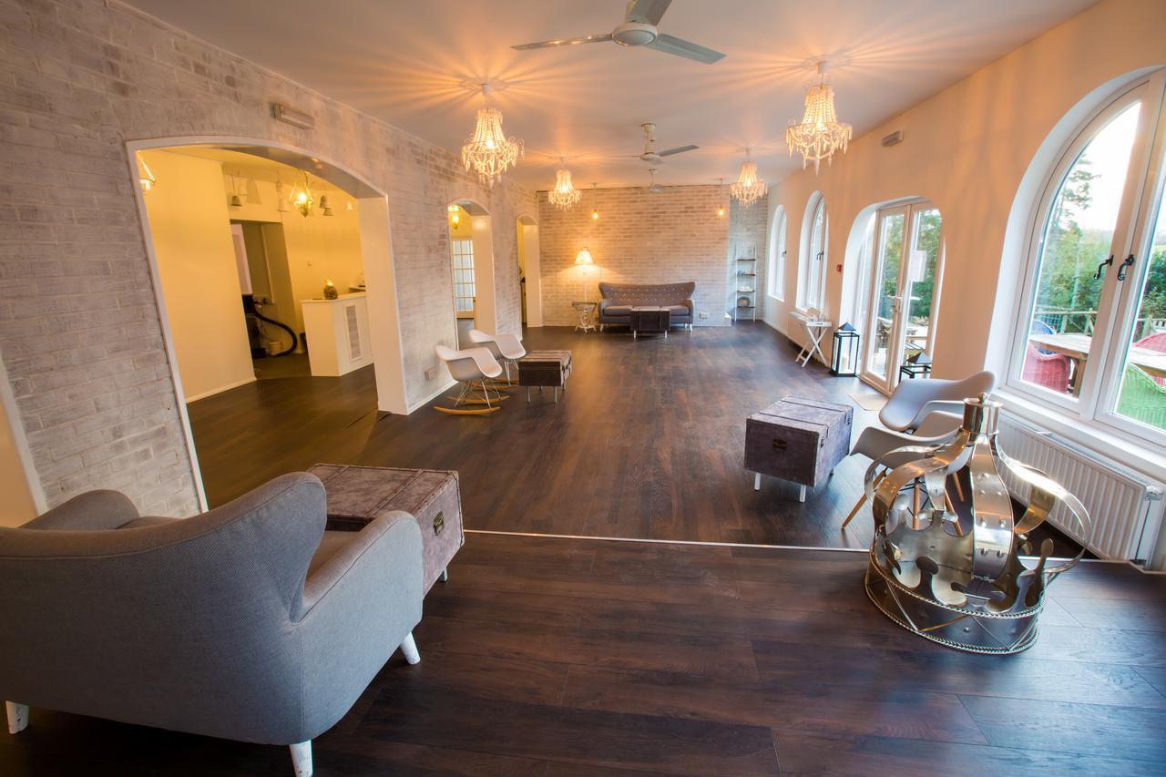 Gray Manor Hotel Cholderton Ngoại thất bức ảnh