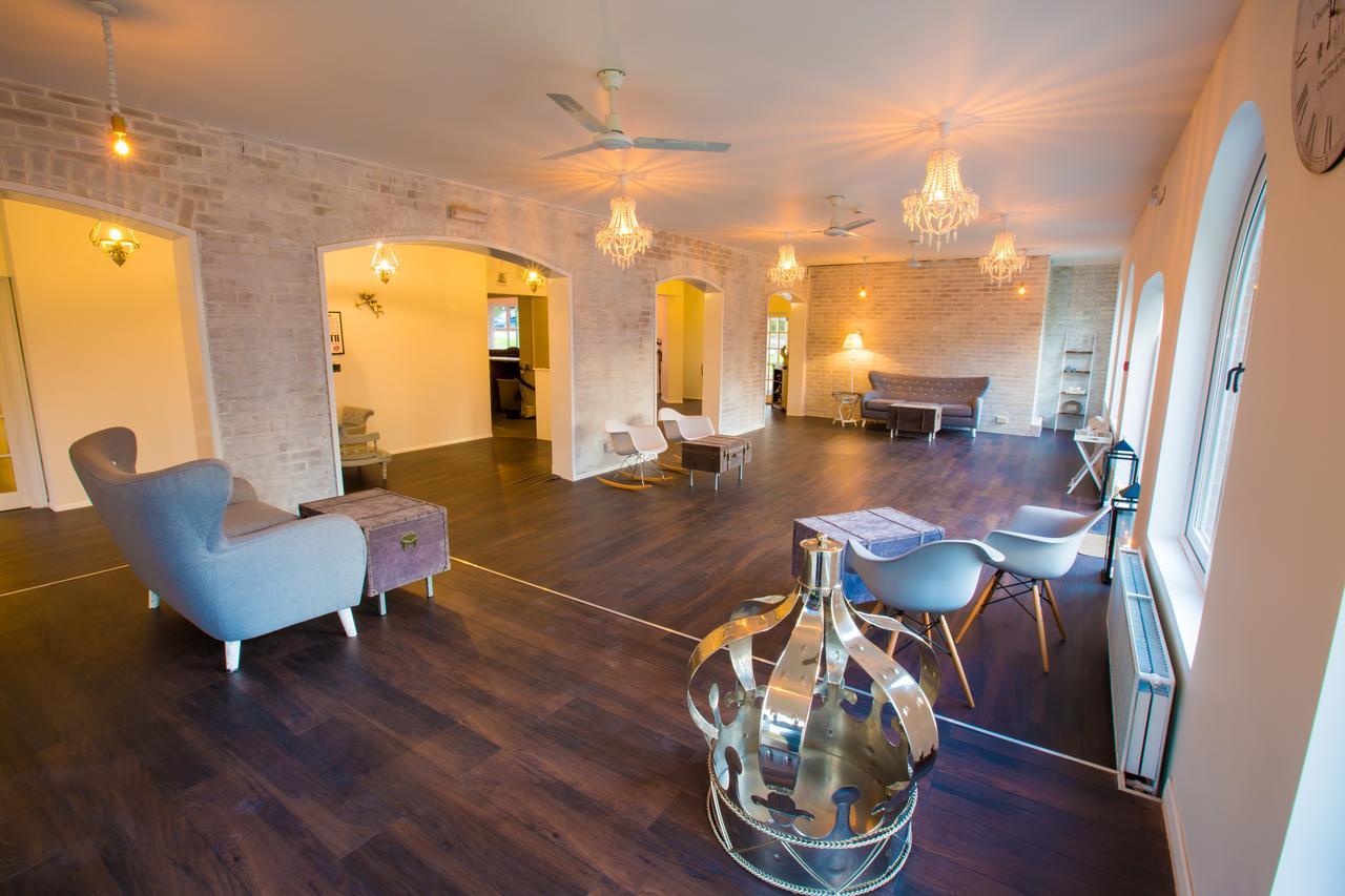 Gray Manor Hotel Cholderton Ngoại thất bức ảnh