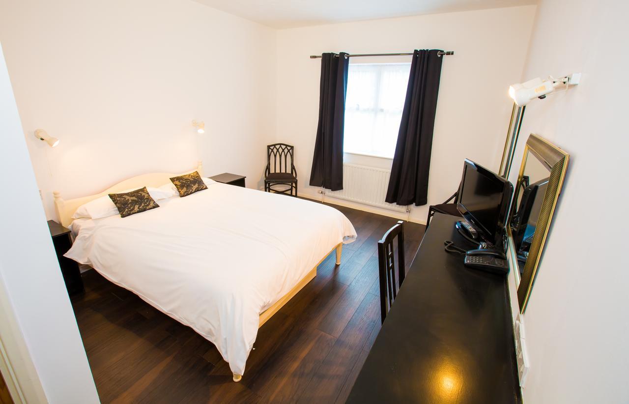 Gray Manor Hotel Cholderton Ngoại thất bức ảnh